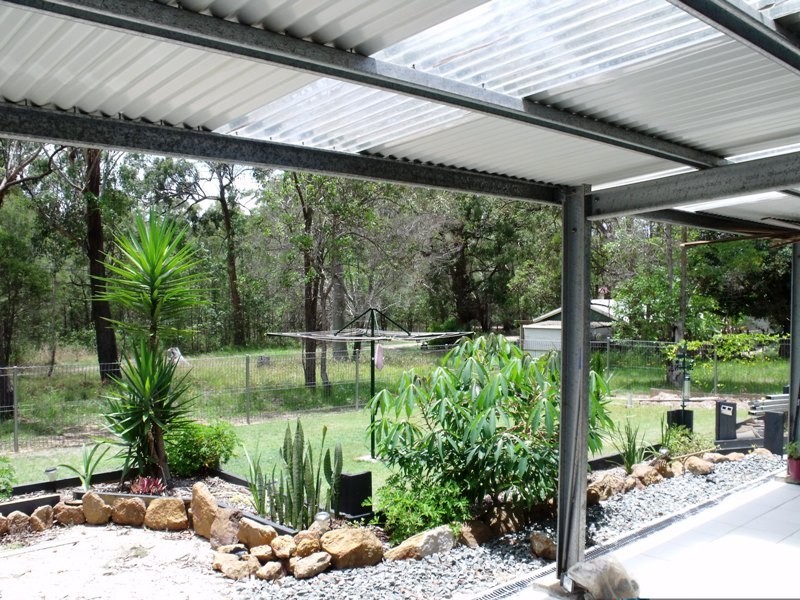 25 Diamond St, Russell Island QLD 4184