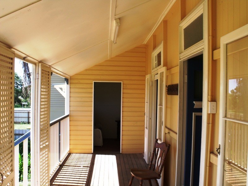 1 High Street, Russell Island QLD 4184