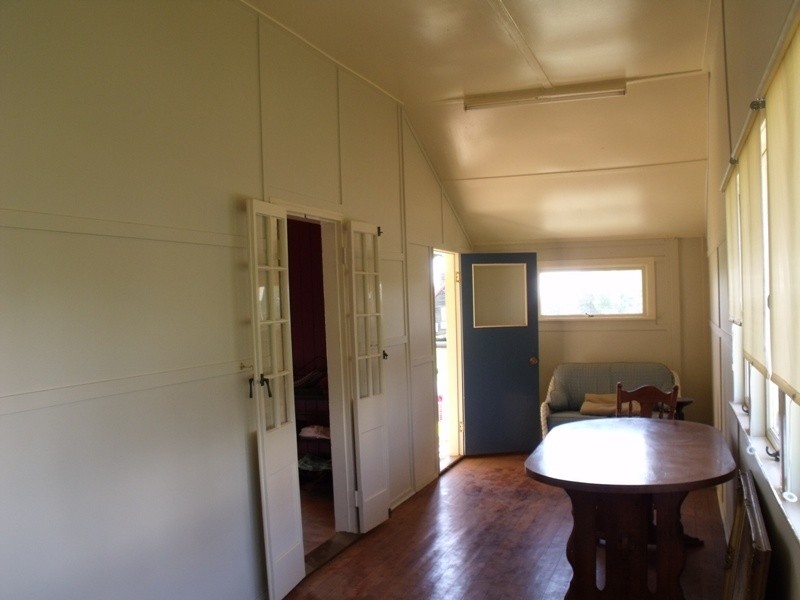1 High Street, Russell Island QLD 4184