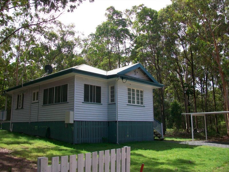 15 Doverton Drive, Russell Island QLD 4184