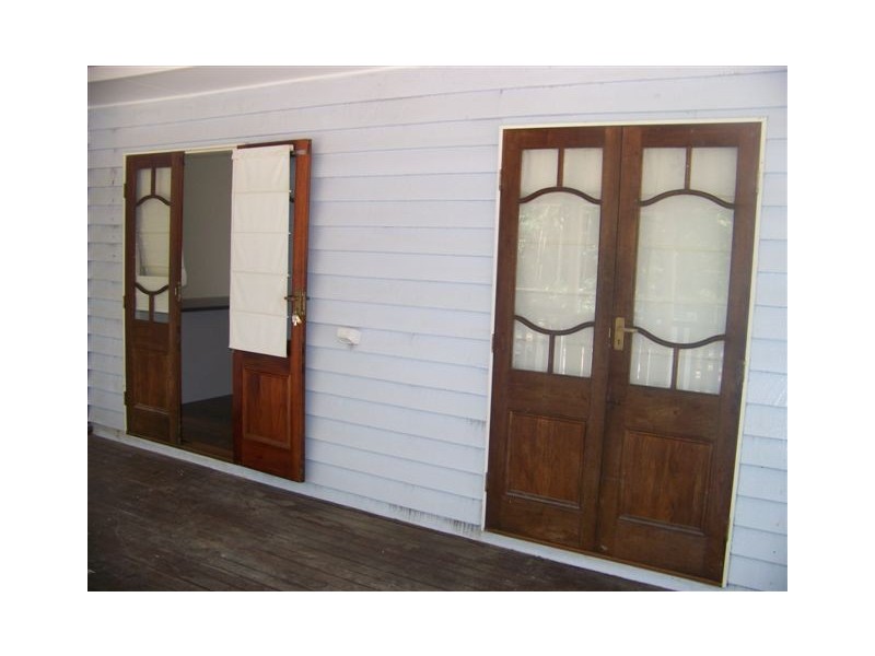 15 Doverton Drive, Russell Island QLD 4184