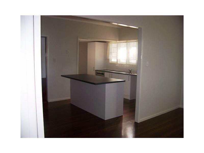 15 Doverton Drive, Russell Island QLD 4184