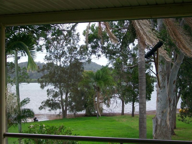 128 Canaipa Pt Dr, Russell Island QLD 4184