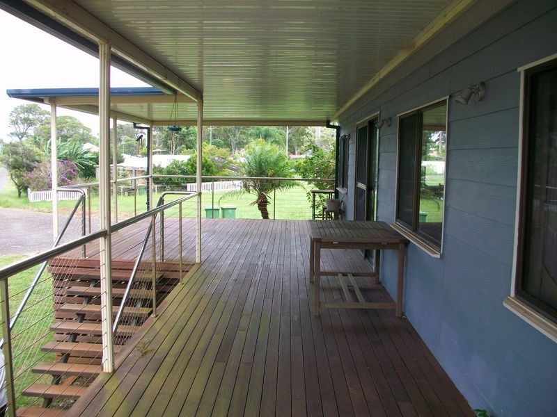 128 Canaipa Pt Dr, Russell Island QLD 4184