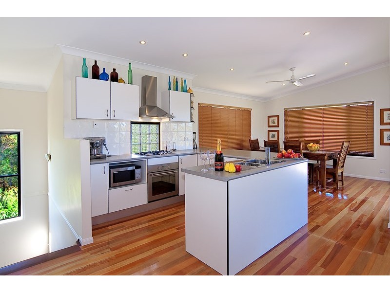 91 Highland Ridge Rd, Russell Island QLD 4184