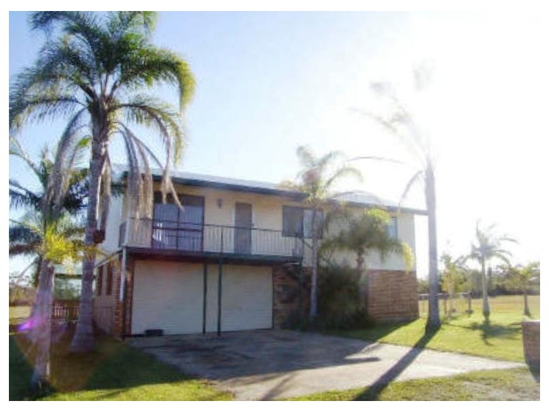 10 Coco Palms Dr, Russell Island QLD 4184