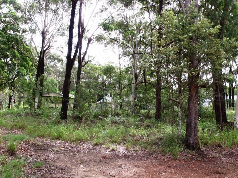 5 Forest Hill Rd, Russell Island QLD 4184