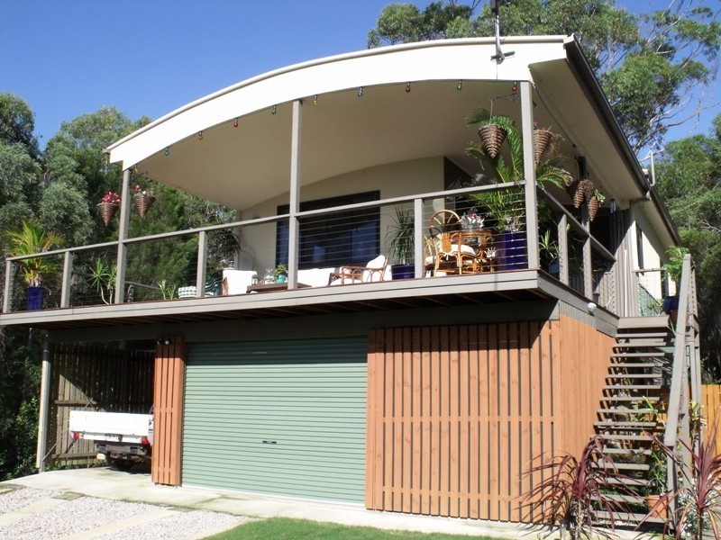 14 Seaview St, Russell Island QLD 4184