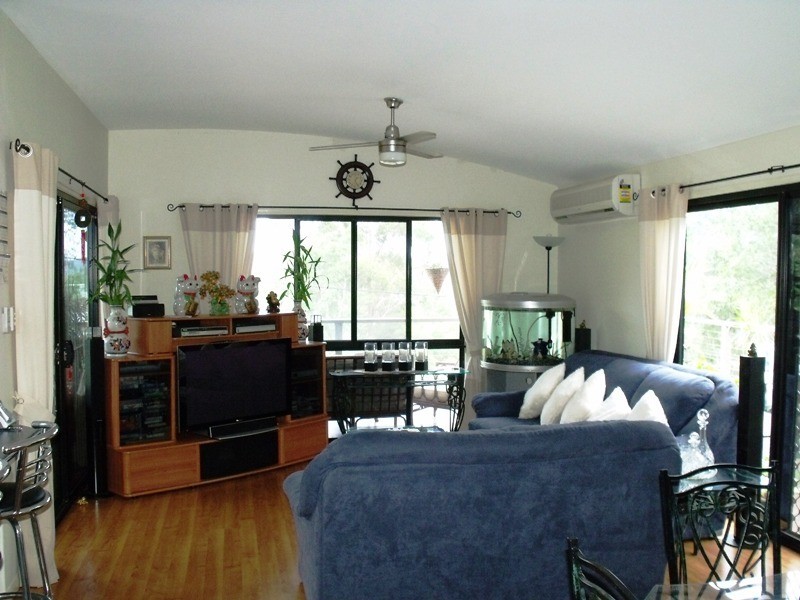 14 Seaview St, Russell Island QLD 4184