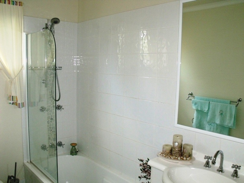 14 Seaview St, Russell Island QLD 4184