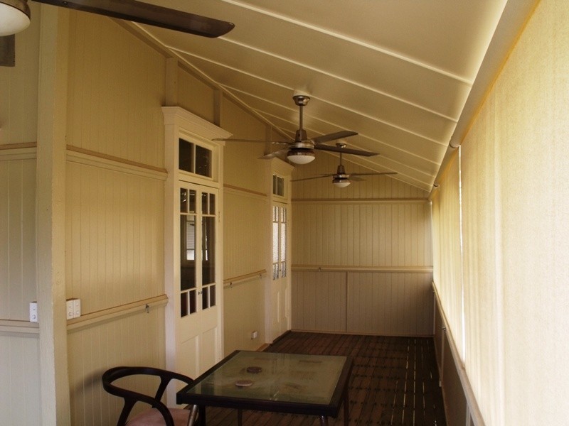 2 Titala St, Russell Island QLD 4184