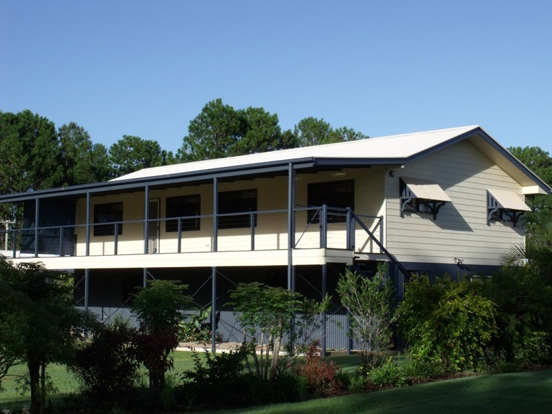 24 Banksia St, Russell Island QLD 4184