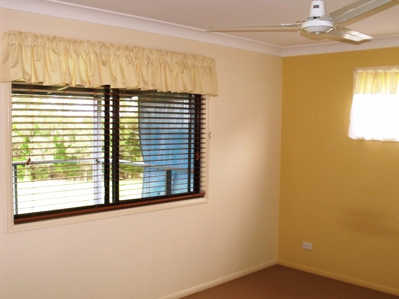 24 Banksia St, Russell Island QLD 4184