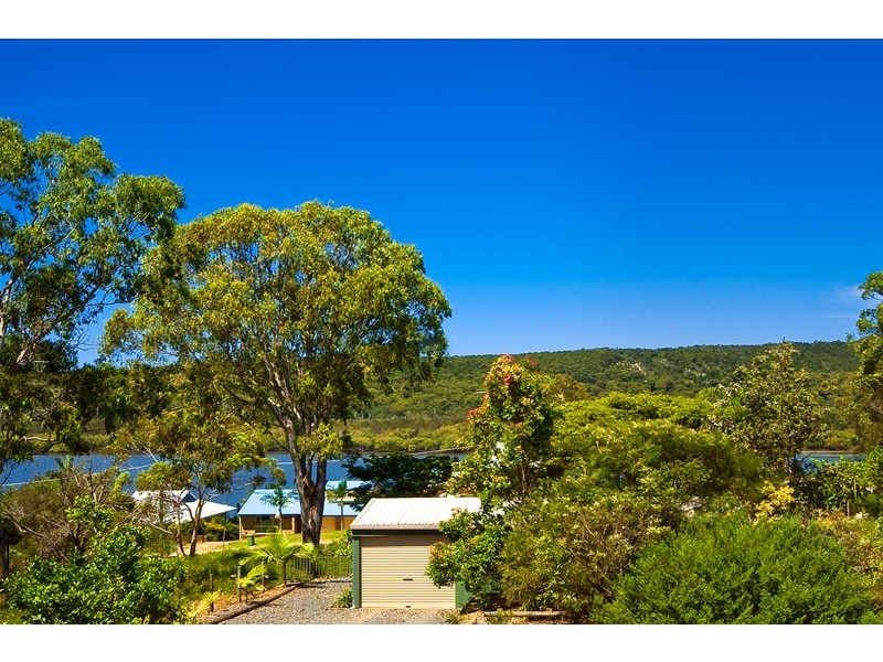 38 Scenic Drive, Russell Island QLD 4184