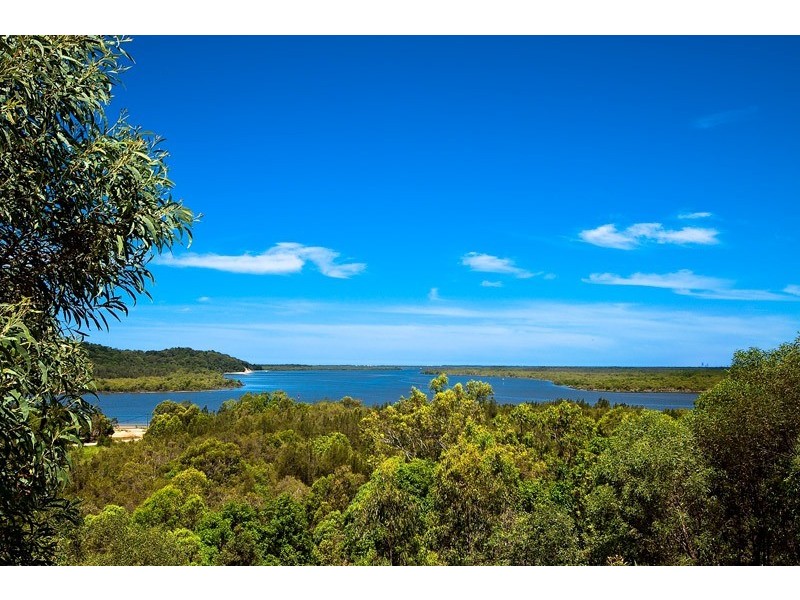 36 Crescent Dr, Russell Island QLD 4184