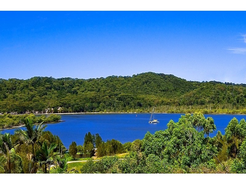36 Crescent Dr, Russell Island QLD 4184