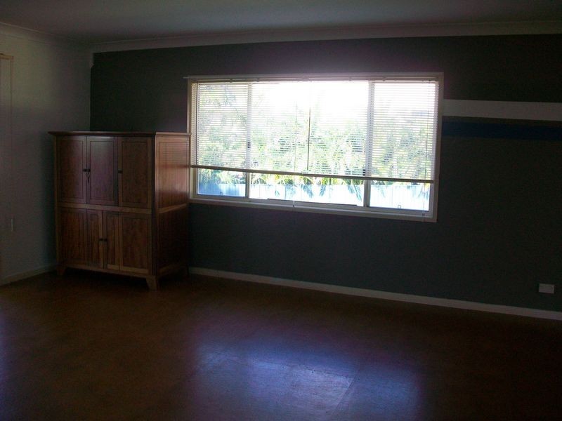 38 Bay Drive, Russell Island QLD 4184