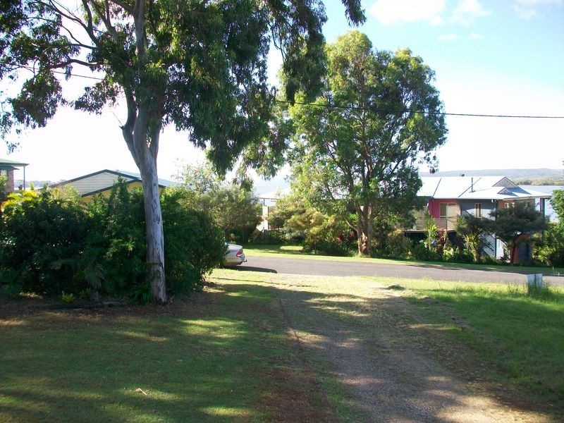 38 Bay Drive, Russell Island QLD 4184
