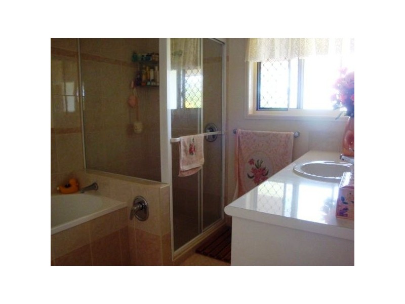 86 Canaipa Point Dr, Russell Island QLD 4184