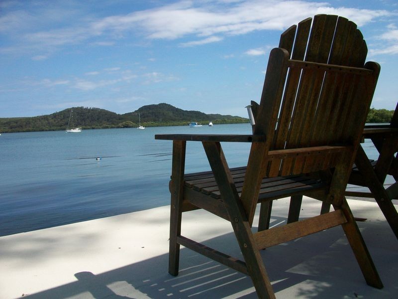86 Canaipa Point Dr, Russell Island QLD 4184