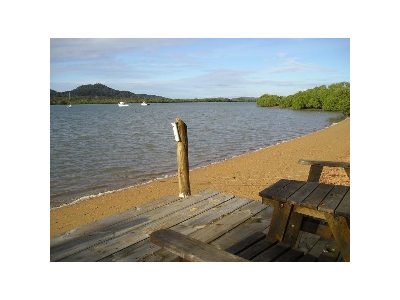86 Canaipa Point Dr, Russell Island QLD 4184
