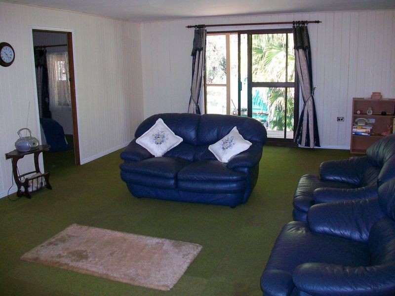 14 Taylor St, Russell Island QLD 4184