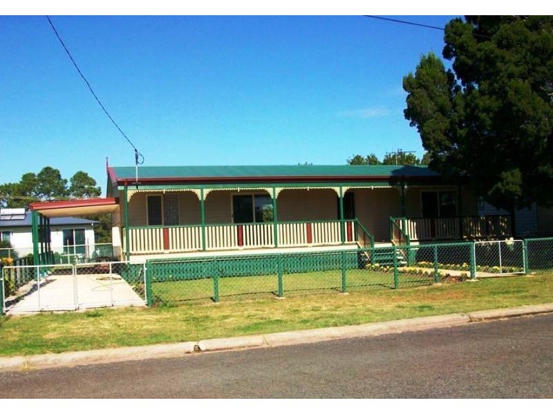 8 Titala Street, Russell Island QLD 4184