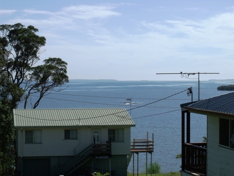 31 Canaipa Point Dr, Russell Island QLD 4184