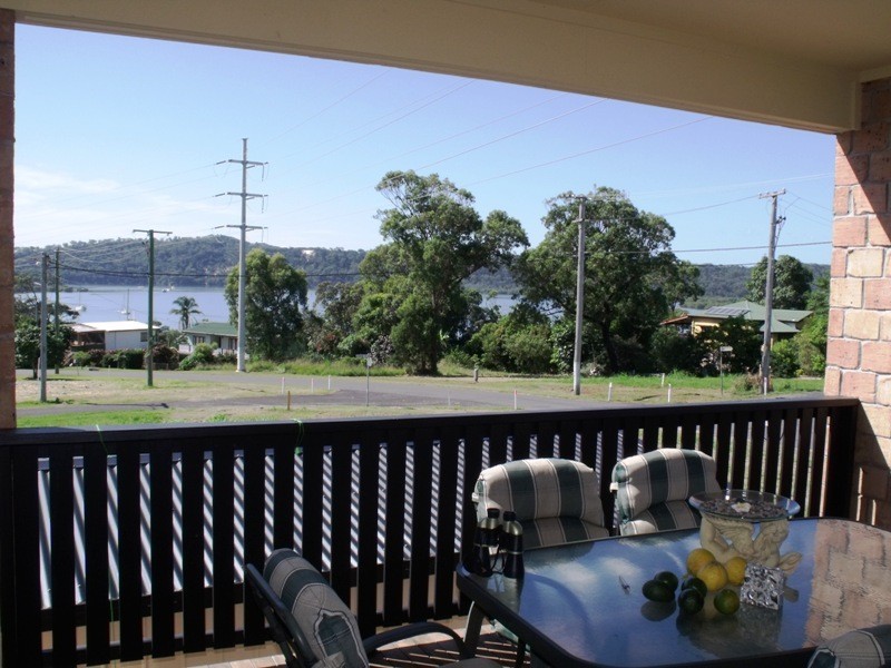 31 Canaipa Point Dr, Russell Island QLD 4184