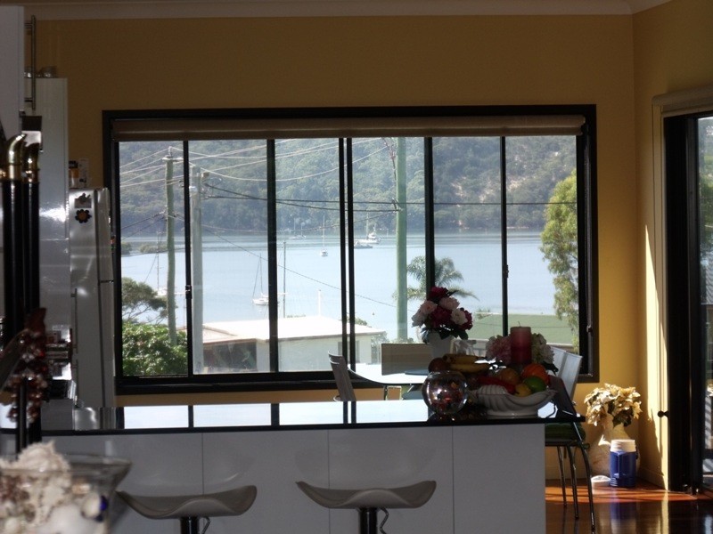 31 Canaipa Point Dr, Russell Island QLD 4184