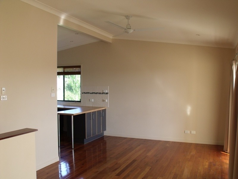 18 Panorama Avenue, Russell Island QLD 4184
