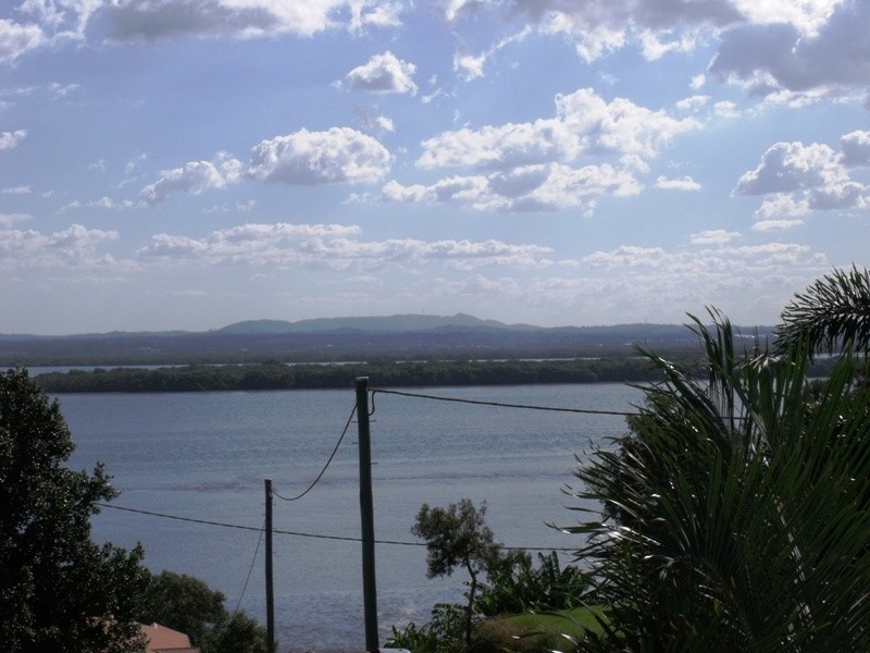 18 Panorama Avenue, Russell Island QLD 4184