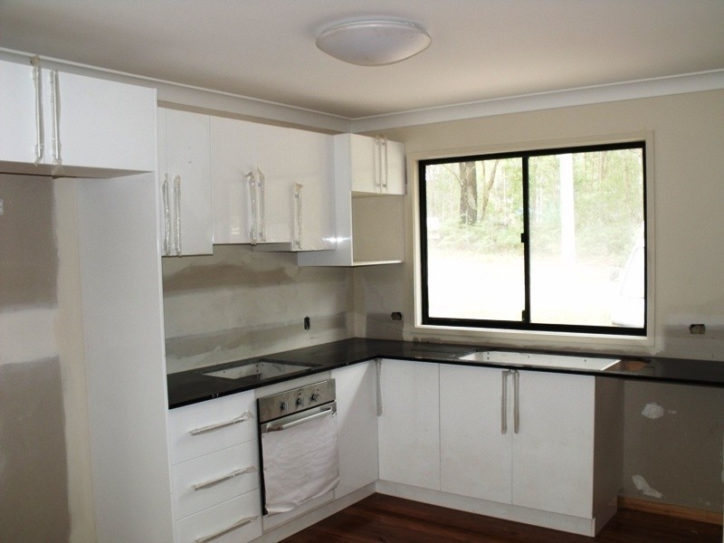 17 Cook Street, Russell Island QLD 4184