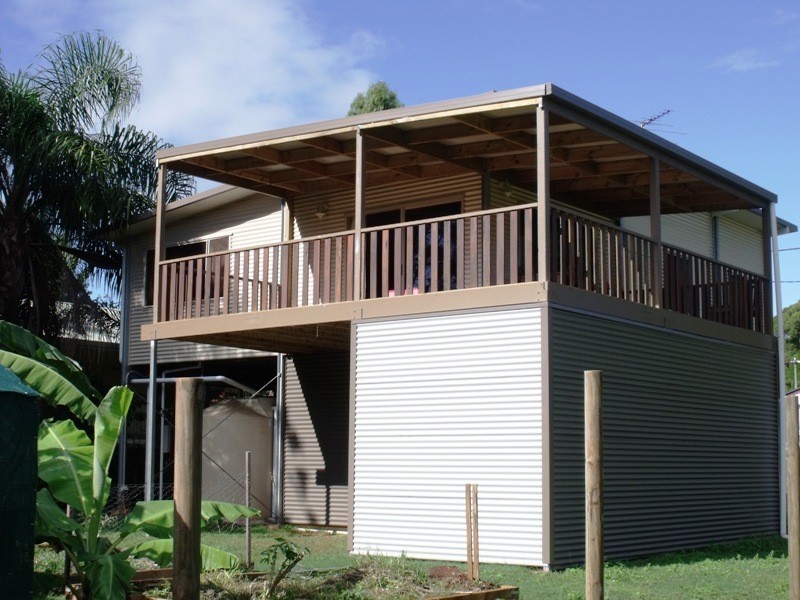 9 Reading St, Russell Island QLD 4184