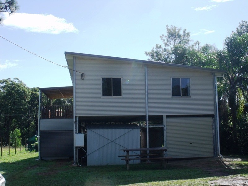 9 Reading St, Russell Island QLD 4184