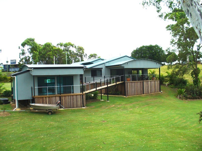 42 Carissa St, Russell Island QLD 4184