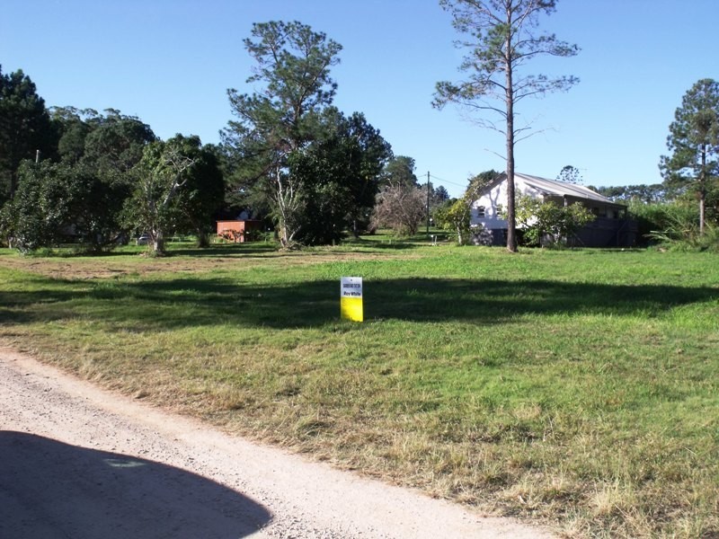 13 Anne St, Russell Island QLD 4184