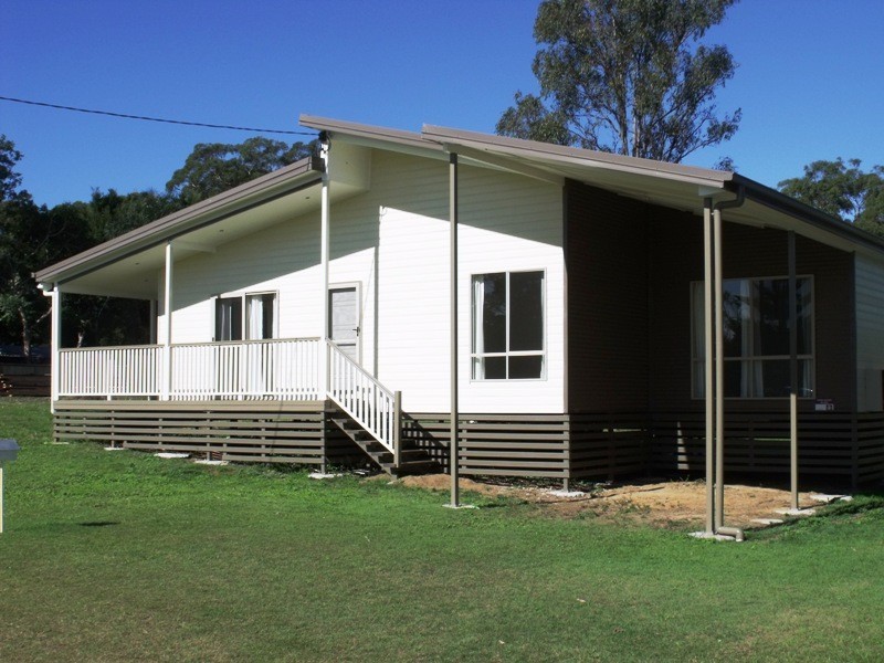 16 Panorama Ave, Russell Island QLD 4184