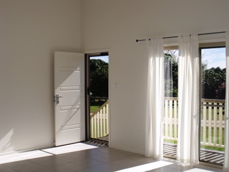 16 Panorama Ave, Russell Island QLD 4184