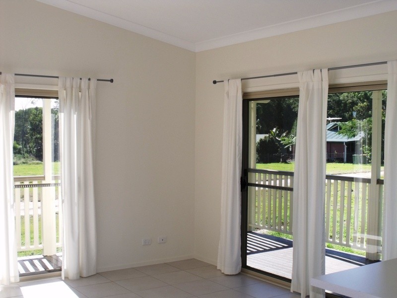 16 Panorama Ave, Russell Island QLD 4184