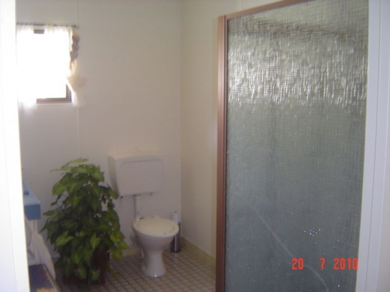 1 Paula Parade, Lamb Island QLD 4184