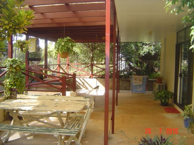 1 Paula Parade, Lamb Island QLD 4184