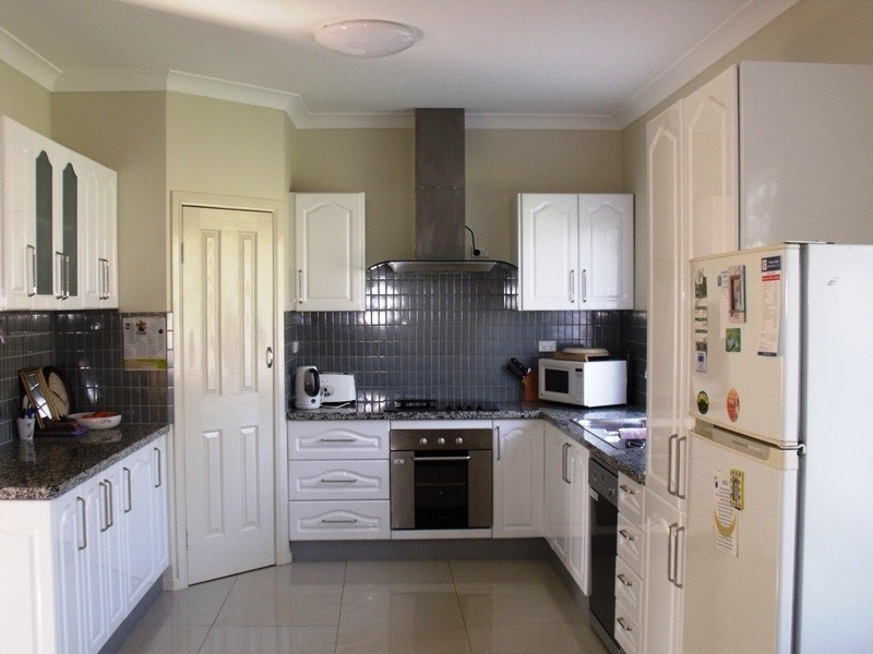 8 Phoenix Street, Russell Island QLD 4184