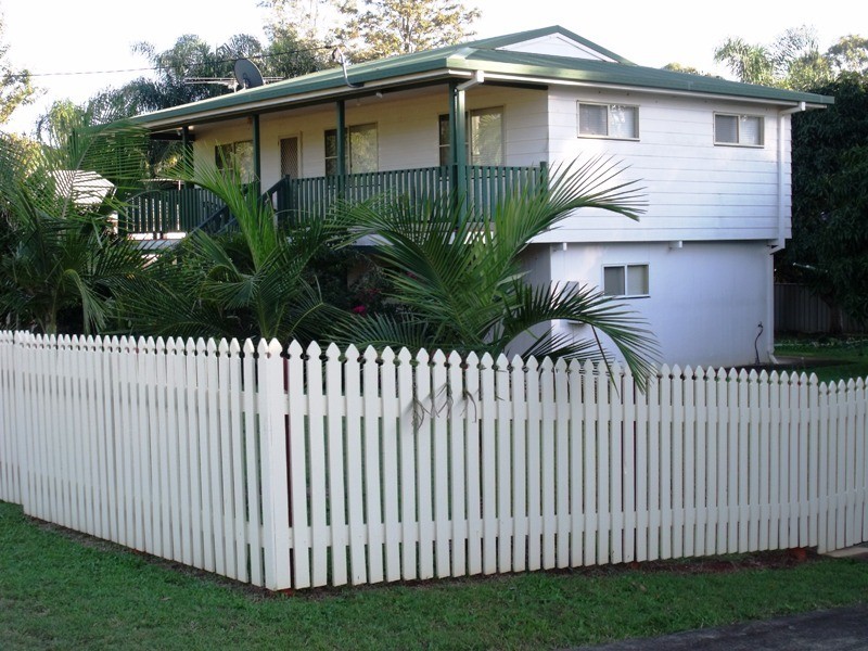 15 Reading St, Russell Island QLD 4184