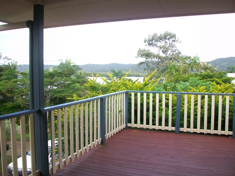 11 Oasis Drive, Russell Island QLD 4184