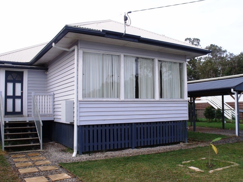 17 Tenanne Street, Russell Island QLD 4184