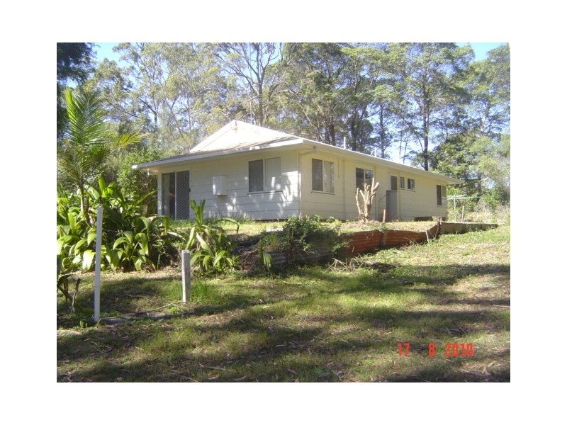 4 Phillips Road, Russell Island QLD 4184