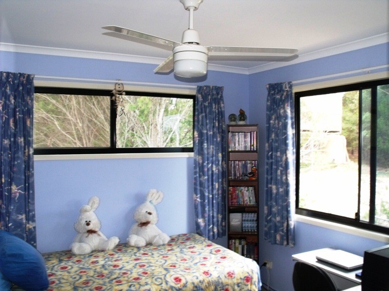 14 Seaview St, Russell Island QLD 4184