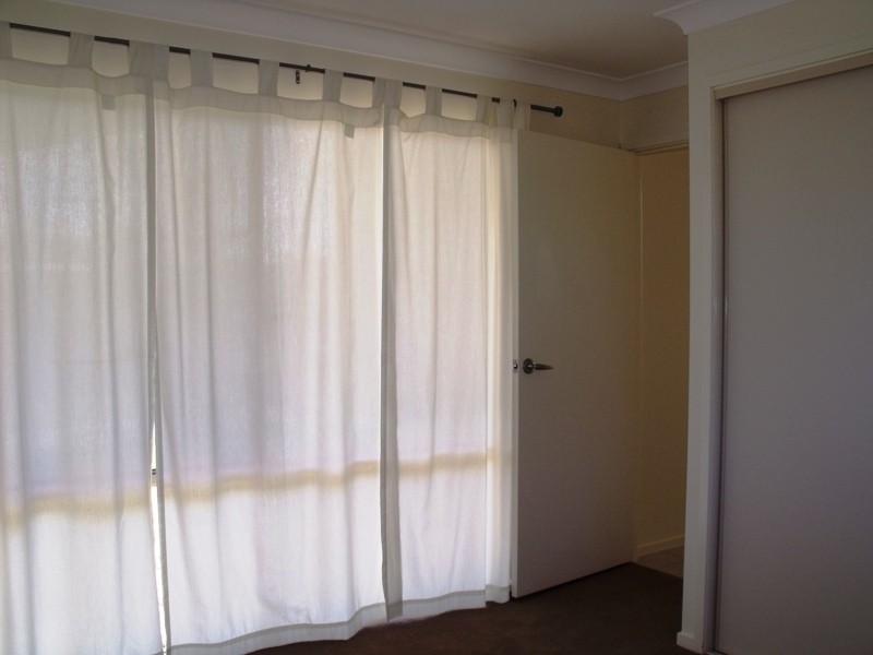 16  Panorama Dr, Russell Island QLD 4184