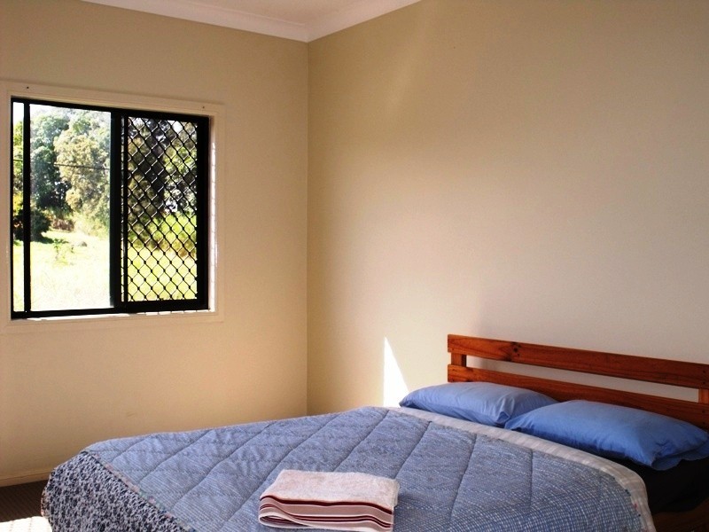 8 Phoenix Street, Russell Island QLD 4184